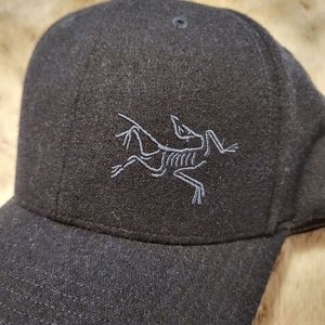 Arc'teryx wool blend baseball cap size L-XL